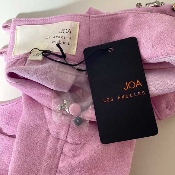 NWT!!Joa Los Angeles Pink Crop Top w/ Jeweled Neck - Picture 7 of 8